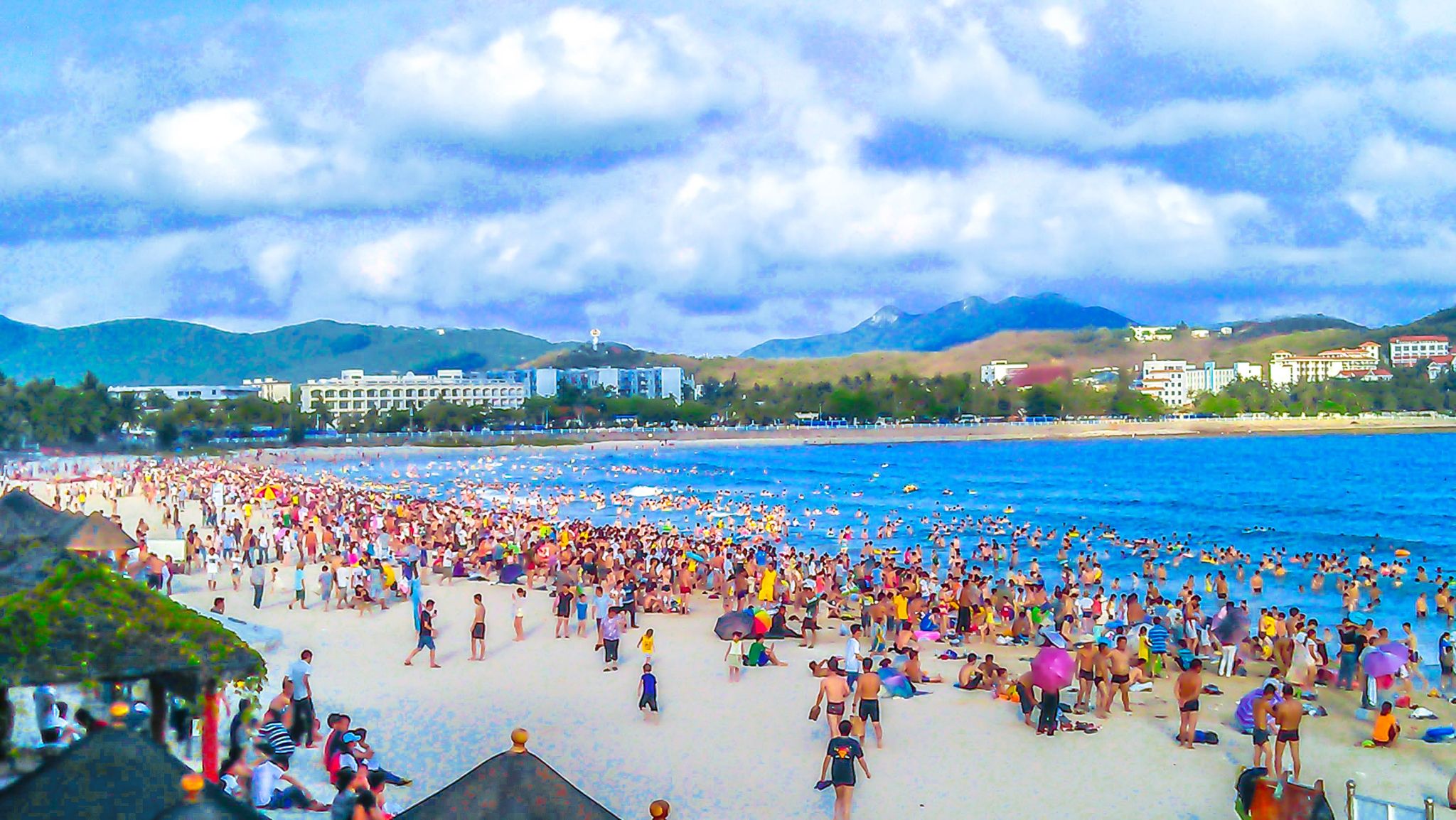 海南端午節(jié)獨特民俗 洗龍水與旅客票務(wù)代理新商機